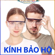 Face-hugging protective eyeglasses used as dust protection glasses