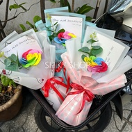 Bouquet of 1 rainbow foam roses