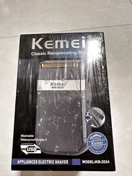 KEMEI專業往復式雙刀網充電型刮鬍刀 KM-2024