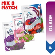 Glade Hang It Fresh Small Spaces Air Freshener / Floral Fresh Lavender Wild Berries, 8g