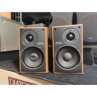 japan surplus aiwa bookshelf speaker