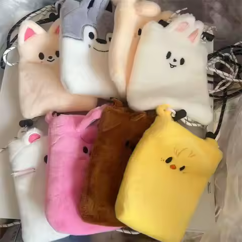 Idol SKZOO Stray Kids Minini Plush Cartoon Bag Women's Men's Shoulder Bag Storage Bag Felix HyunJin 