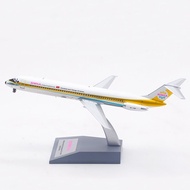 Inflight 1: 200 West Indian International Aircraft Wheat Road-9-51 9Y-TGP Alloy Aircraft Model