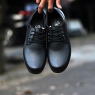 HITAM Men's Formal Shoes D-Island Shoes Muller Luxury Leather - Black