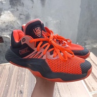 Sepatu Basket Adidas Don Issue #1 Orange