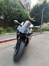 YAMAHA R1M