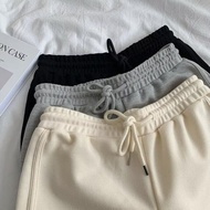 Summer Fitness Three-point Shorts - Lightweight Women's Running Quarter Pants