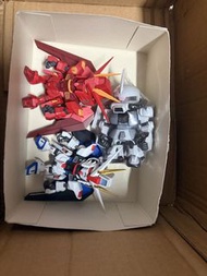 Qmsv 白狼渣古(隱藏版），自由高達，高達景品共3隻，如圖所見，限量 紅色版