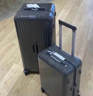 rimowa essential cabin size 21" 手提行李箱上機  check in M size 26" check in L size 30"  trunk size 31" tru