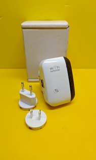 (🈹$15任選两件/不能盡錄)、全新貨品、WiFi 信號增強器, 兩腳插蘇、WiFi 範圍擴展器、WIFI訊號放大器、增強WiFi信號覆蓋、實物圖片(最後一件/賤賣)