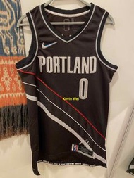 Nike Dame Lillard Trail Blazers Select Series DH8068-010 球衣