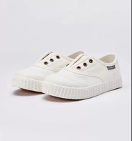 百搭方便小布鞋一穿就落得～ Color: white/yellow/pink/mint Sizes: 22-32 碼