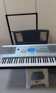 全新Yamaha電子琴，61鍵