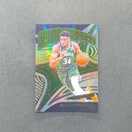 125 Sheets Neutron Giannis Antetokounmpo Revolution Player Card