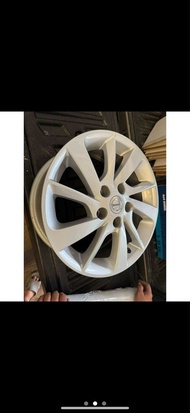 ล้อแม็กซ์ nissan sylphy ขอบ16 5รู114 ราคาต่อวง ซื้อแยกวงได้