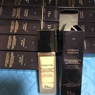 Dior粉底液