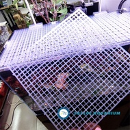 Plastic mesh for fish tank lid, tank compartment, 30x30 cm (white - black)