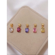 MATA 0.5 gram square eye pendant