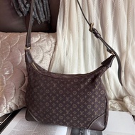 路易威登lv 路易威登 托特包 中古 老花 肩背包 二手包 路易威登 牛角包 / 腋下包 丹寧 Louis Vuitton Monogram denim Mini Lin Boulogne 經典款 女