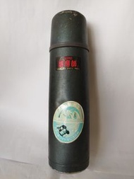 THERMOS真空保暖水壺vacuum bottle