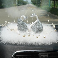 適用奔馳寶馬奧迪汽車擺件女神款水晶天鵝車載中控臺裝飾用品擺飾
