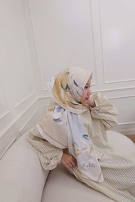 ผ้าคลุม “Feel The Breeze” New Collection คอลเลคชั่นนี้ได้รับแรงบรรดาลใจมาจากคำว่า “Breeze” ที่แปลว่า