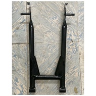 SWING ARM STOCK CT 100 BAJAJ