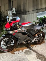 YAMAHA R15