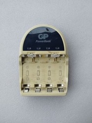 GP power bank 充電器 適合AA/AAA 電池充電