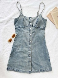 CLEO, 牛仔吊帶連身裙