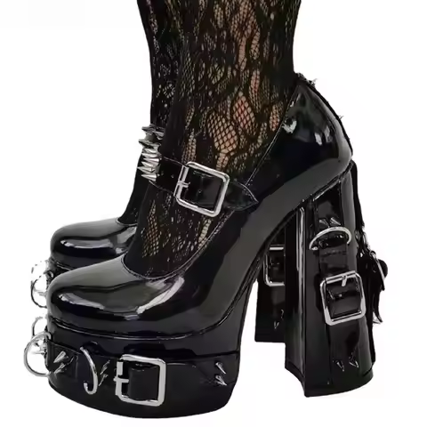 SHOFOO Fashionable women's high heels. Black shiny leather single shoes. About 15cm heel height. Squ