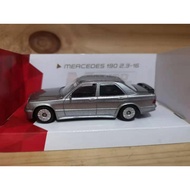 1/43 Vintage Mercedes Benz 190E diecast model