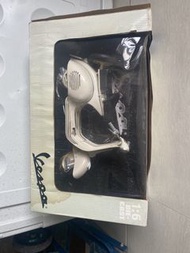 1/6 Vespa 電單車
