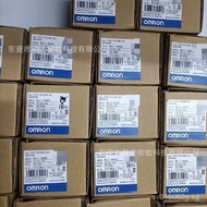 Temperature control E5CC-RX2DSM-000Thermostat Omron Bargain Price In Stock E5CC-RX2DSM-002Brand New 