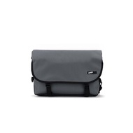 Peeps Essential Messenger Bag (Charcoal)