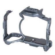 Falcam F22&F38&F50 Camera Cage เคสกล้อง Rig ระบบปลดเร็ว สำหรับ Canon EOS R5II/R6III