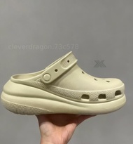 Crocs 泡芙經典款洞洞鞋