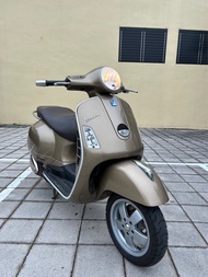 Vespa 偉士牌 250 GTS IE