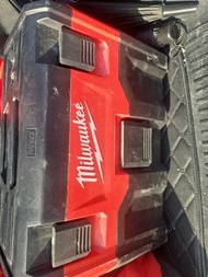 Milwaukee M18 無線吸塵器