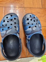 Crocs 涼鞋