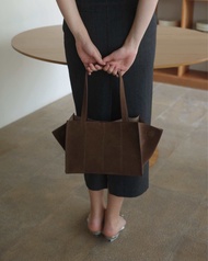 MYNTE STUDIO - BASKE