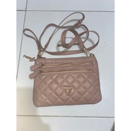 Guess Bag/Guess Sling Bag Guess