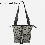 🇯🇵日本限定 marimekko Carry All Unikko Shoulder Bag

marimekko斜孭袋 marimekko手袋 marimekko手提袋
