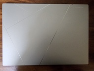 asus zenbook 14 oled 12th i7 1TB 16GB