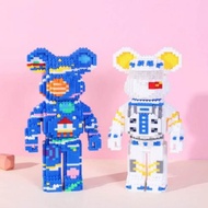 Lego 35cm lego Assembly Toy Set 3D decor Model Bearbrick Astronaut Bear 35cm High - BLOCKS Salt