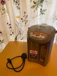 電動或碰杯出水電熱水瓶Zojirushi Electric Kettle Electric Water Bottle 3L 220V CD-WBQ30-TS