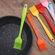 (Ready Stock) Large Brush Kitchen Tools Bakeware Silicone One Piece Barbeque Sauce Oil Brush 22CM