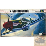 Revell 1/32 P-51B Mustang North American Fighter Aircraft Model World War Assembled