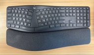 Logitech K860 人體工學鍵盤