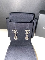全新 Chanel CC Earrings 經典款 水滴CC耳環 閃銀鑽 情人節禮物